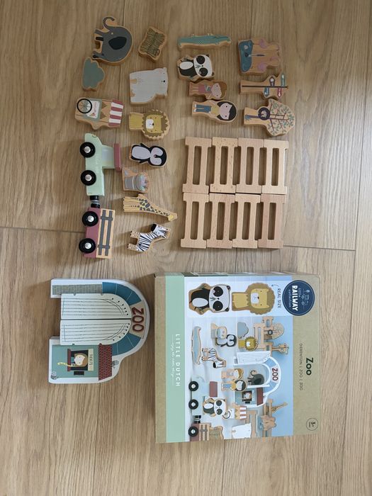 Gradina zoologica cu figurine din lemn extensie Little Railway Collection Little Dutch