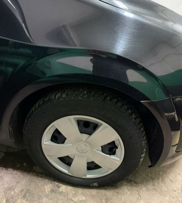 Машина  шевроле в отличном состоянии