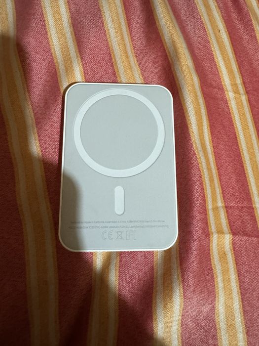 Външна безжична батерия Power Bank – Универсално зареждане