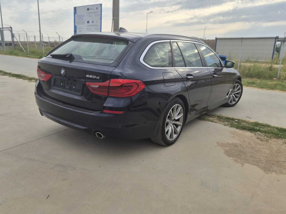 BMW 5 Series 2019 — imagine 4