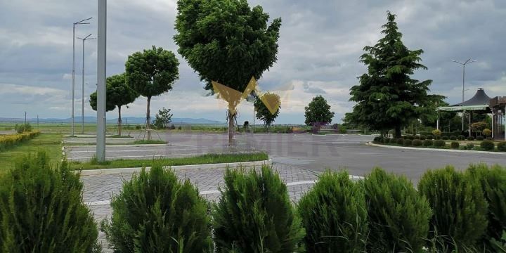 Продава се Заведение в Карнобат - 635 кв.м за 627 €/кв.м - Снимка #7