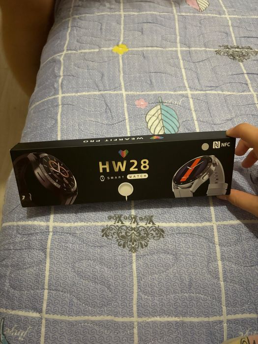 Смарт - часы HW28