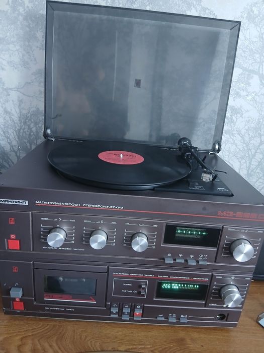 Проигрыватель винила