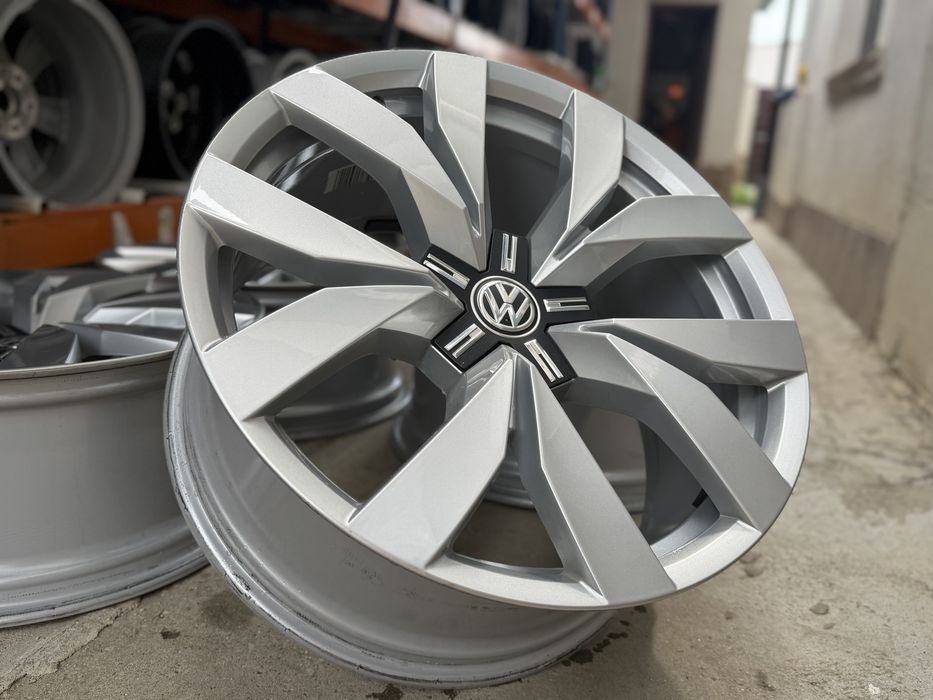 Jante Aliaj 20 Originale VW Touareg III CR Montero 760601025C