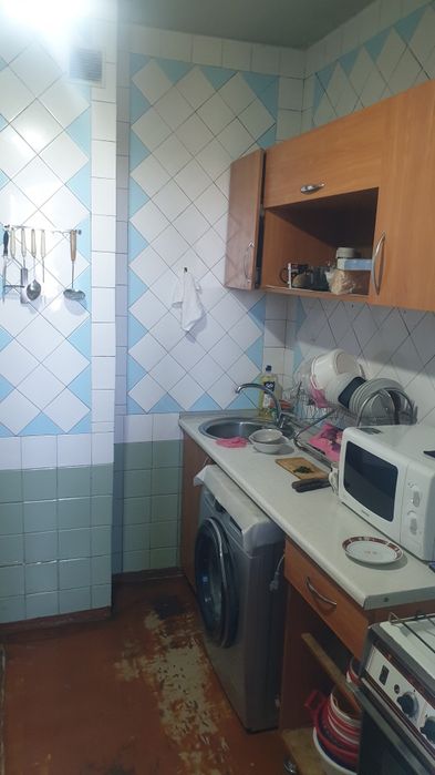 СРОЧНО. Продаётся 4х комн. кв на Юнусабаде 12 квартал