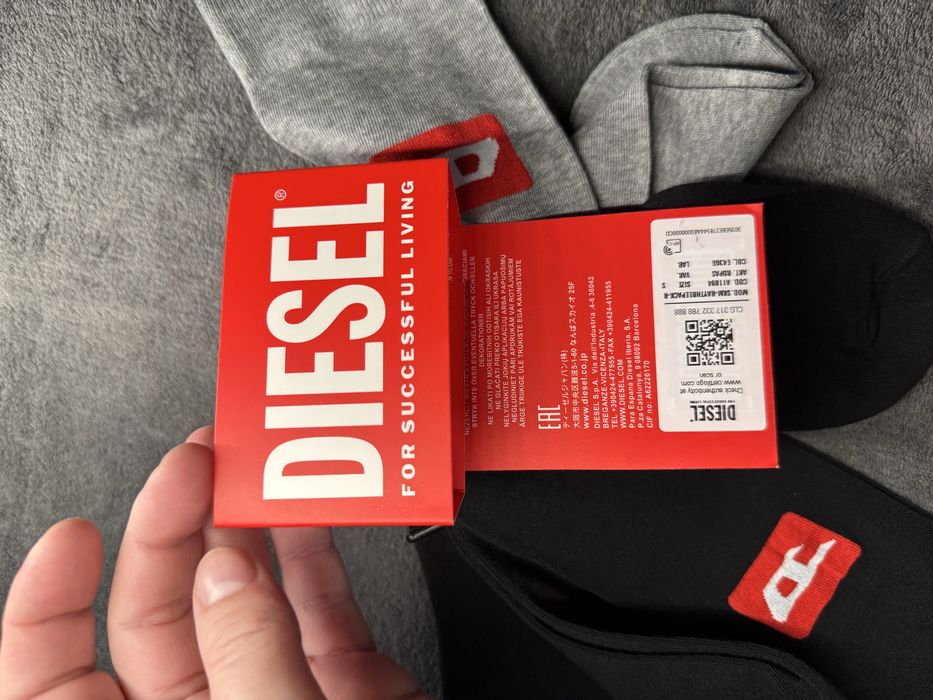 Diesel set 3 sosete barbati gri-negru-negru marimea S noi originale