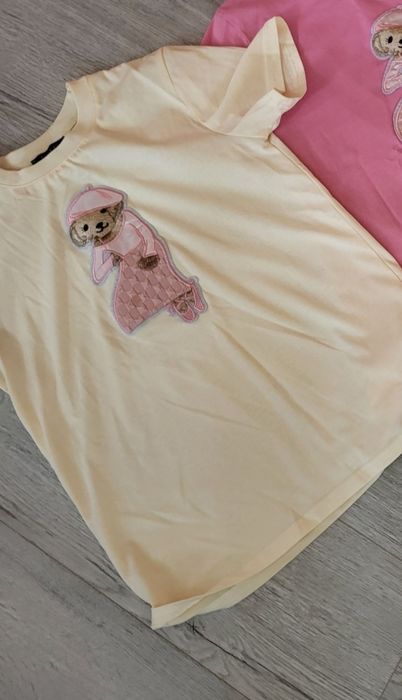 Тениска на Polo с размер всяка по 35 лв