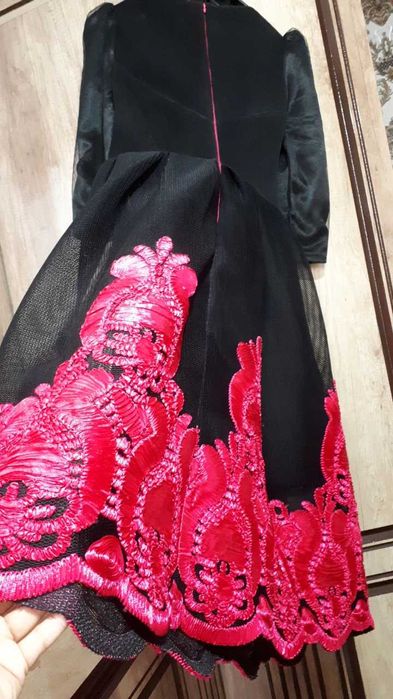Dolce & Gabbana бренд платья