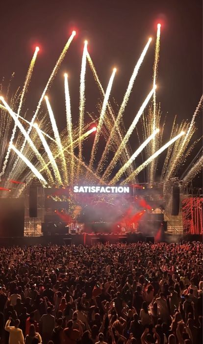 Шоу салютов с выездом