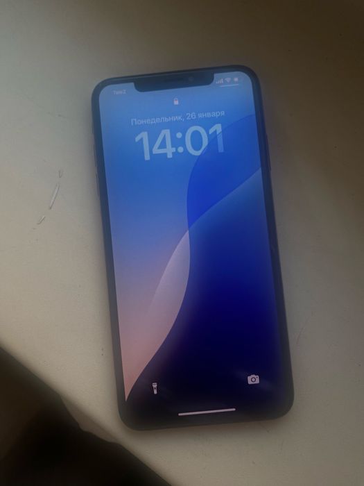 iphone xs max продаю