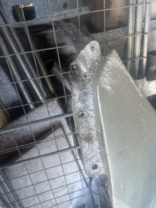 крыло камри 30-35