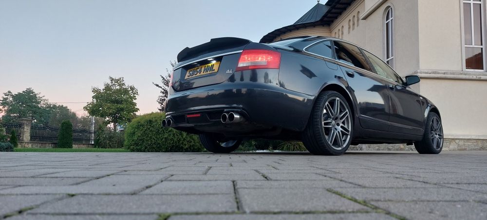 Audi A6 din 2007 motor 4.2 V8 Benzina Cutie Automata Quattro 4x4 Volan pe dreapta Anglia