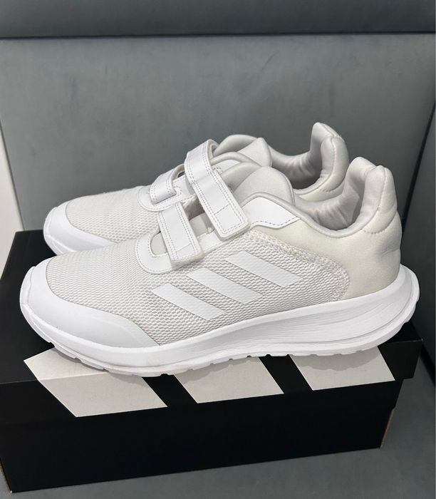 Спортни обувки Adidas