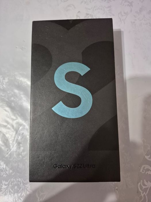 Продаю Samsung S22 Ultra