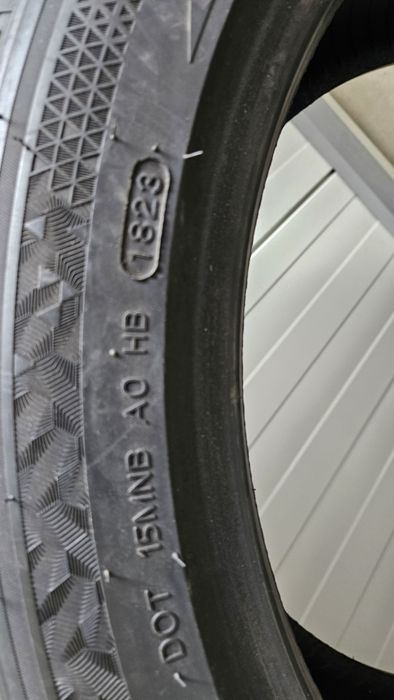 Anvelope iarna Hankook EV 255 45 R20 SUV