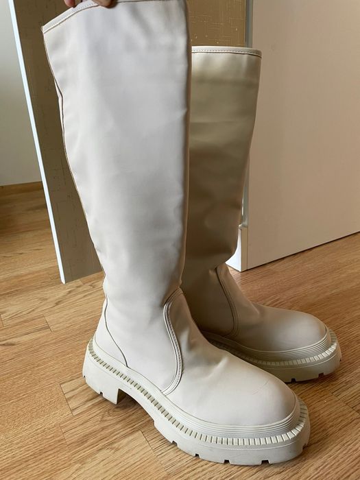 Демисезонные ботинки 38 размера