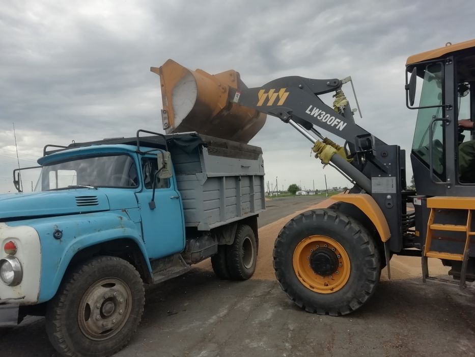 ЗИЛ Продам самосвал