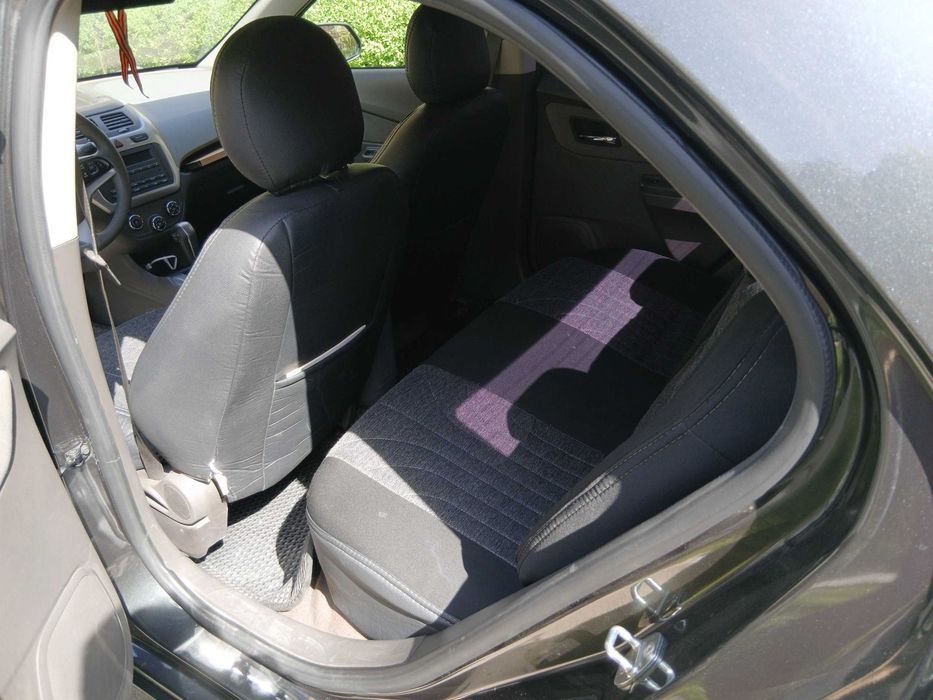 продаю свое авто