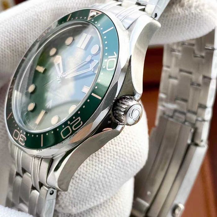 OMEGA Seamaster Professional Diver 300M cu mișcare automată