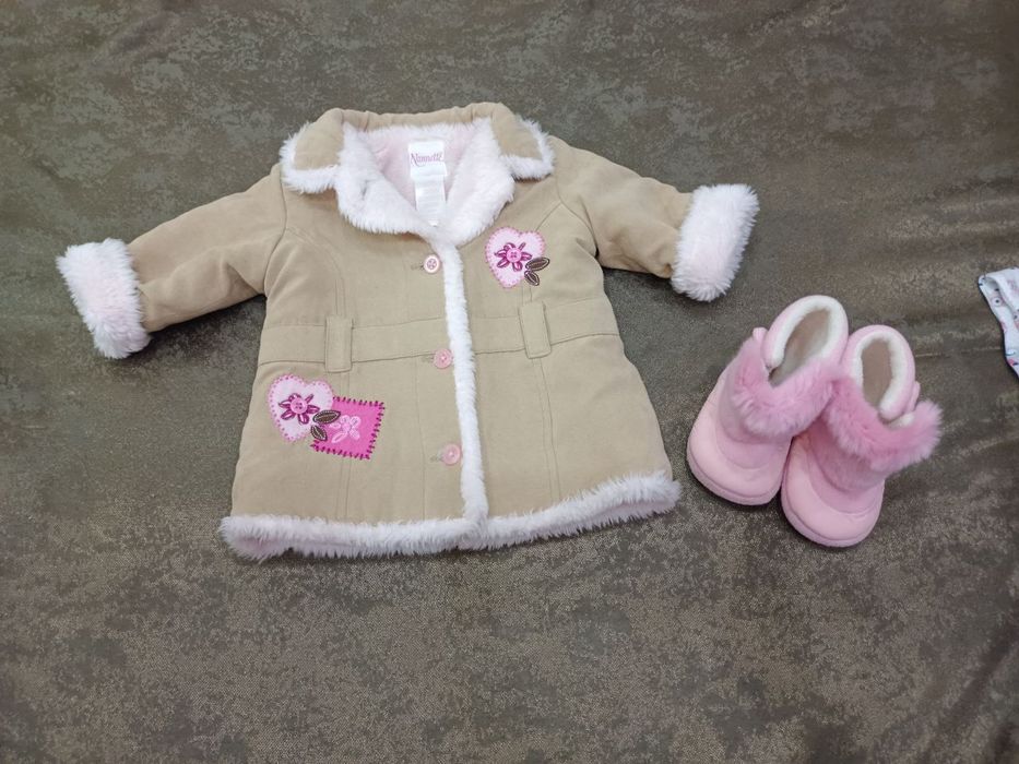 Продаются вещи на куклу 55 см