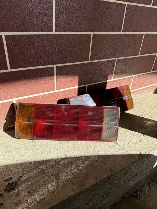 Задние фары на BMW E30