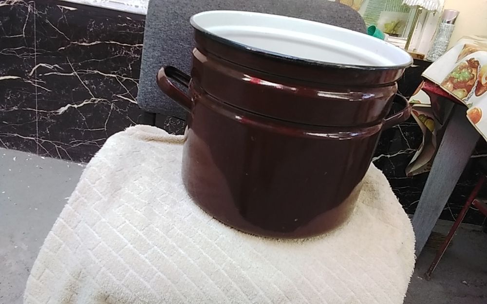 Продается  посуда разная.