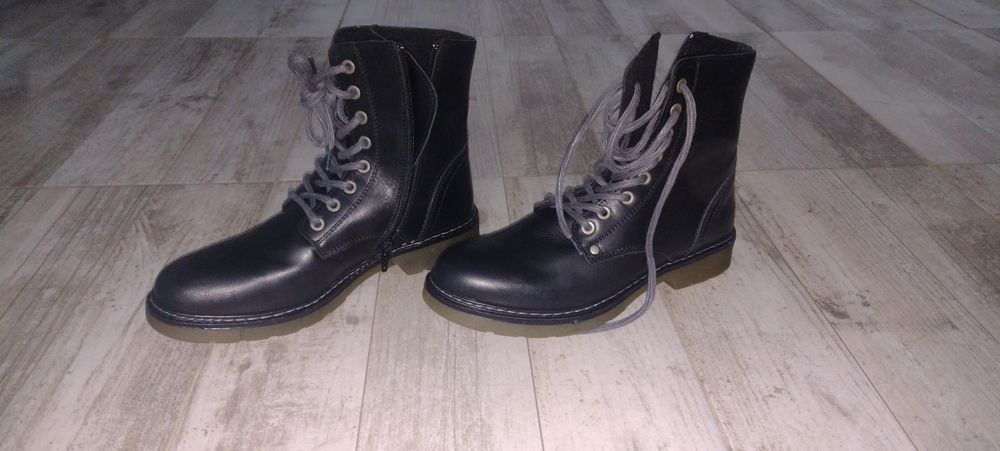 Ghete piele Noi Anglia