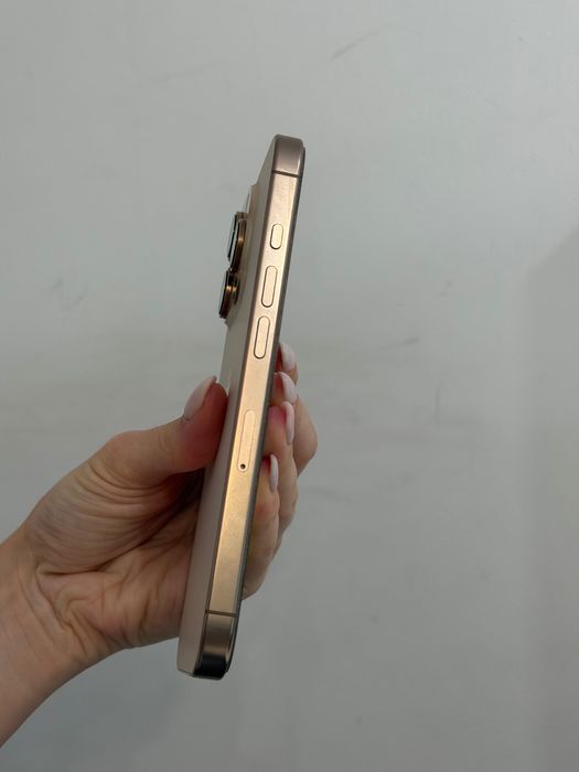 Iphone 16 pro 256gb desert titanium