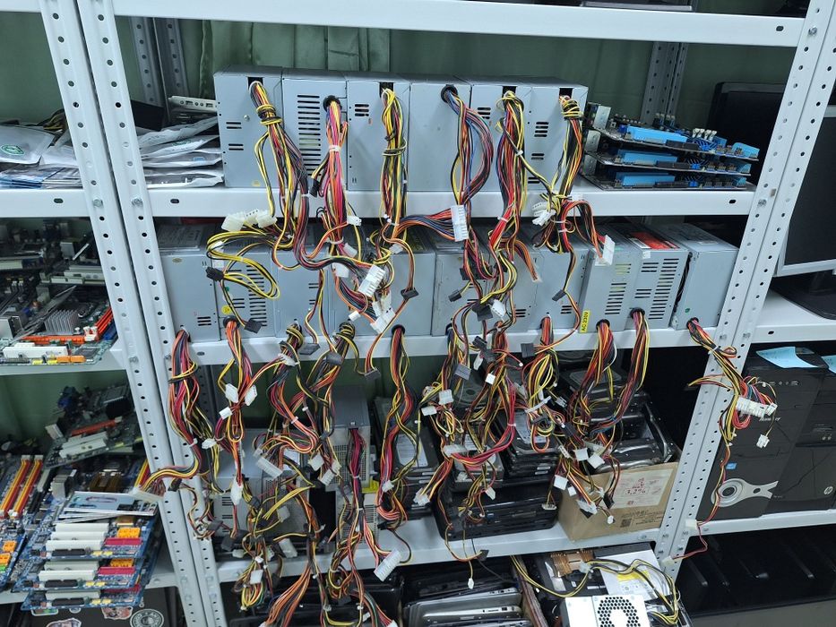 Комплектующие к ПК и ноутбукам