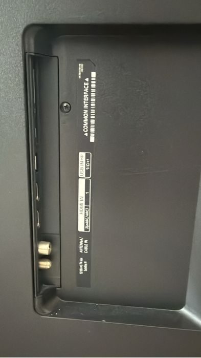 Телевизор LG, сломанный