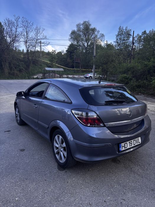 Opel Astra GTC….