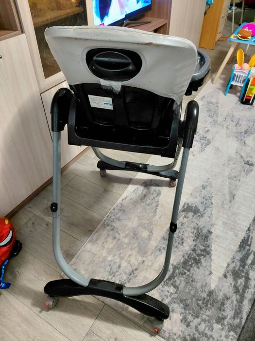 Стул для кормления