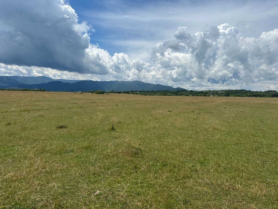Vand teren intravilan 905 mp in Cisnadie - zona Casa de Apa
