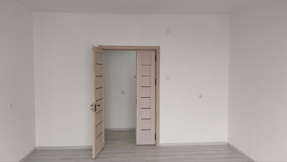 Продается квартира, в новостройке абсолютно новая