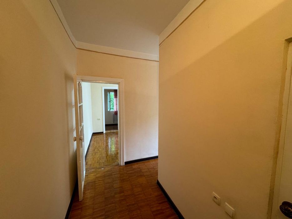 Продается Карасу 3 Мирзо Улугбек район 1 Комнатная квартира 3 Этаж