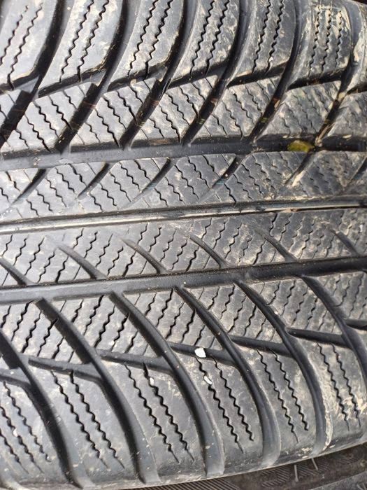 Гуми 225/45/18 Бриджстоун