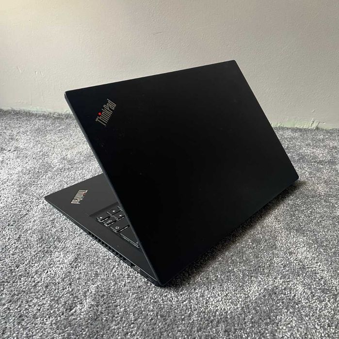 Lenovo T490s - Touchscreen 14''FHD, 16GB RAM DDR4, i5-8365u, 256GB SSD