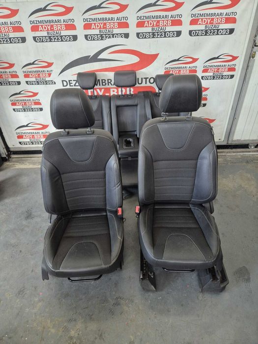 Interior / Tapiterie din piele /volan/ navigatie Ford Kuga 2
