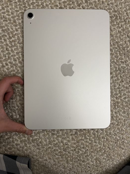 Ipad a16 продам!
