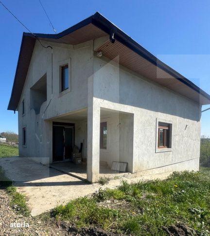 Casa moderna si spatioasa de vanzare, 180 mp, zona Darabani