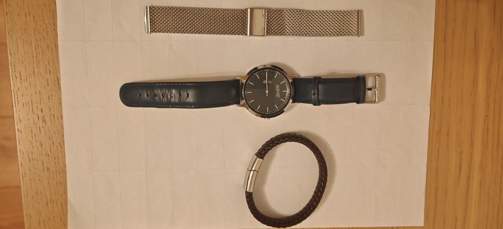 Set ceas (curea de piele + curea metalica) si bratara August Steiner