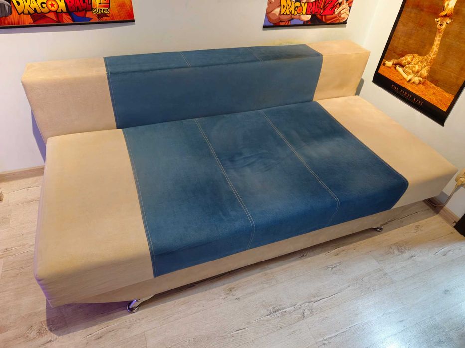 Vand canapea folosita, cu dimensiunea de 80x190 cm