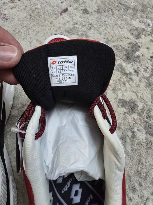Adidași Lotto originali