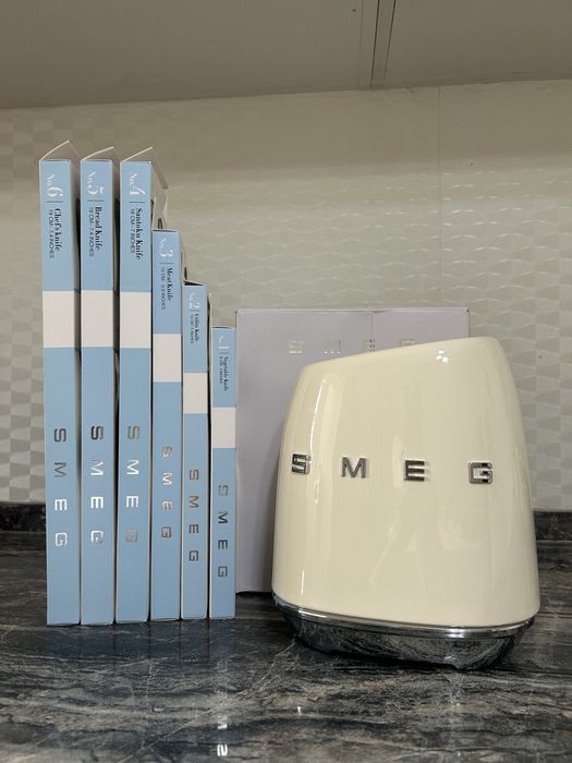 Срочно новый Smeg пышак набор