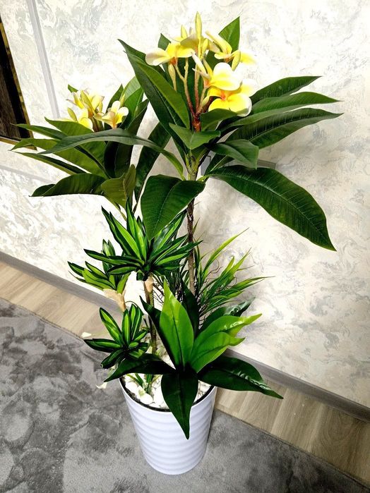 Искусственные цветы для офиса. Суний гуллар