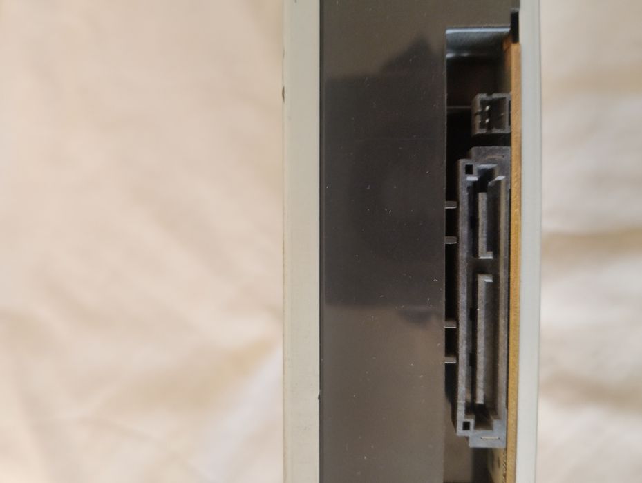 Dvd записвачки за настолен компютър 2 броя по 10 лева всяка