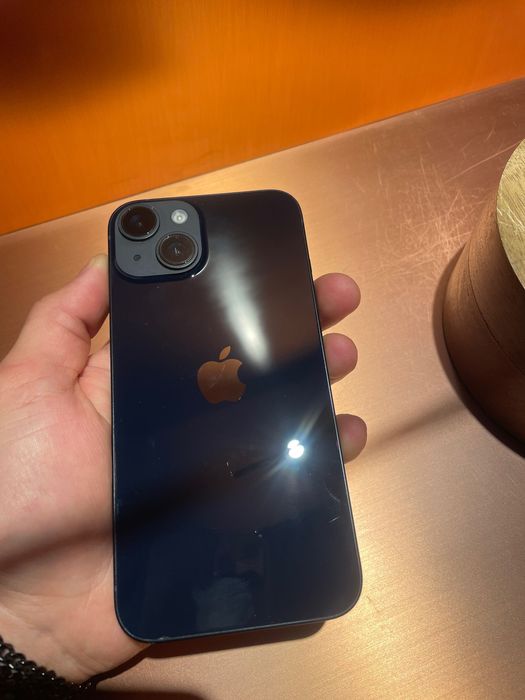 iPhone 14 midnight black