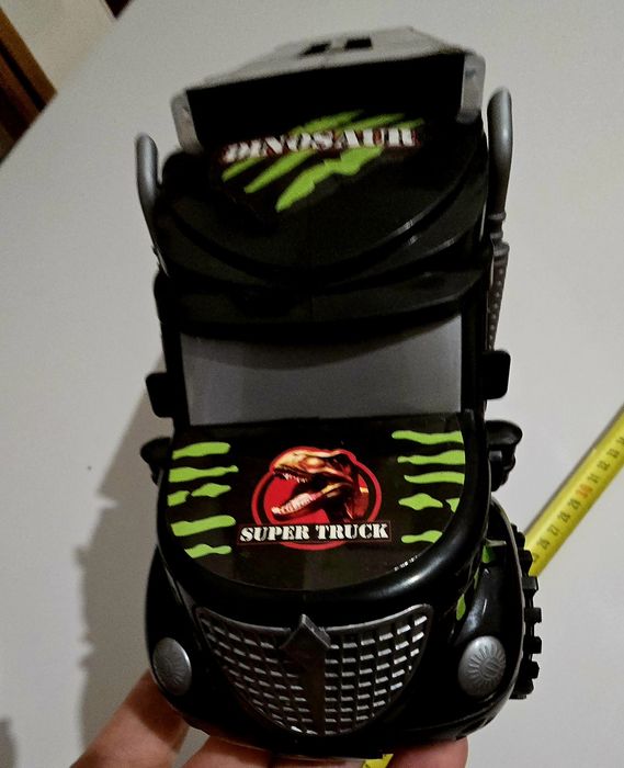 Vand 2 jucarii de plus