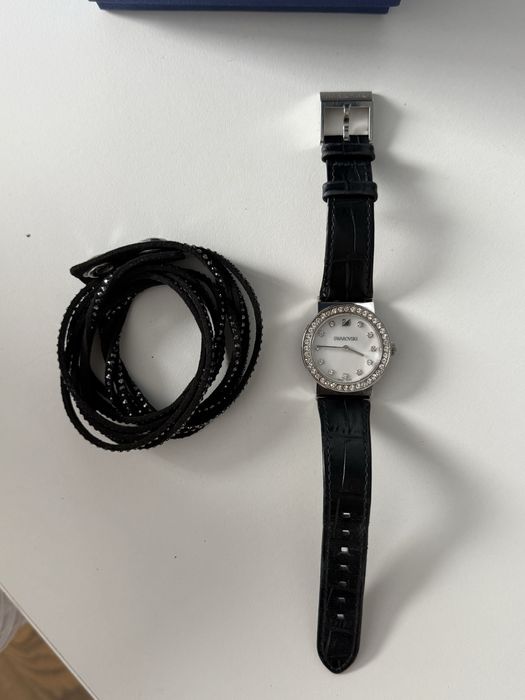 Swarovski кожен часовник + гривна