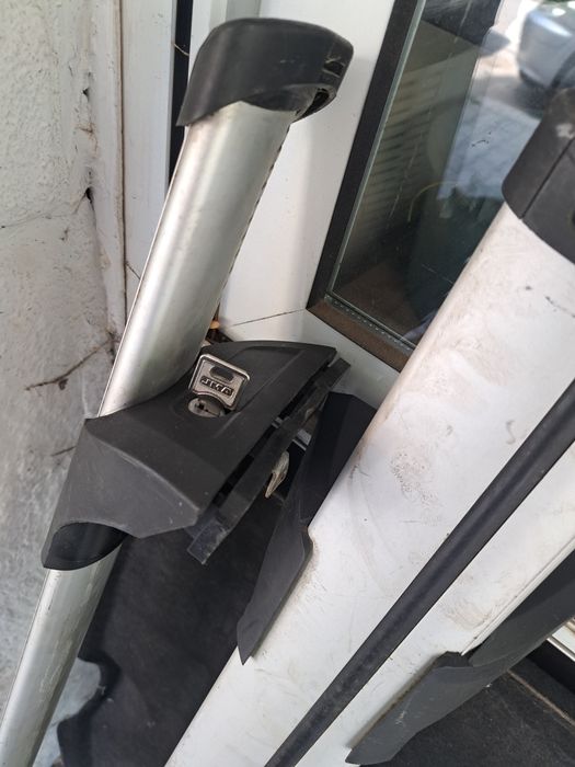 Оригинален багажник Suzuki liana  2004